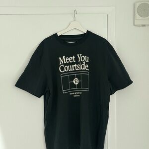 Lululemon T-Shirt in XL